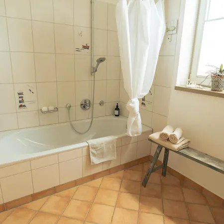 Haus Mit Garten In Traumlage Σπίτι διακοπών