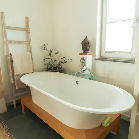 Haus Mit Garten In Traumlage Σπίτι διακοπών