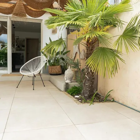 Haus Mit Garten In Traumlage *